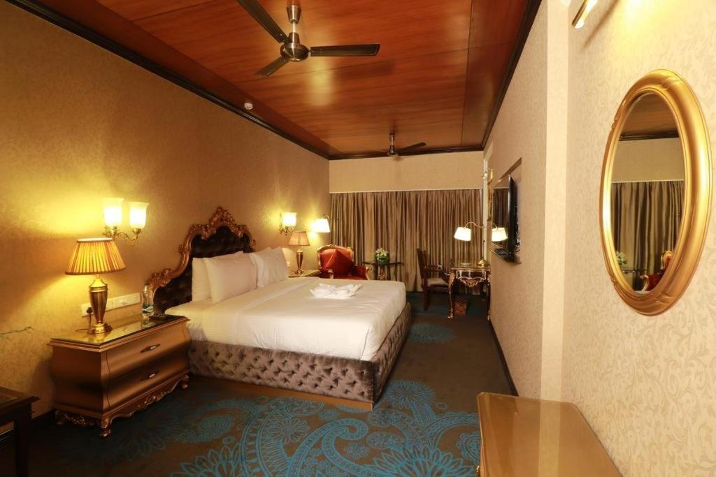 The Piccadily 4* Chandigarh