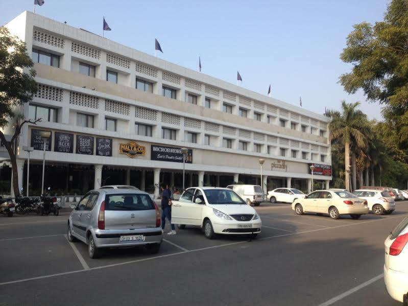 The Piccadily 4* Chandigarh