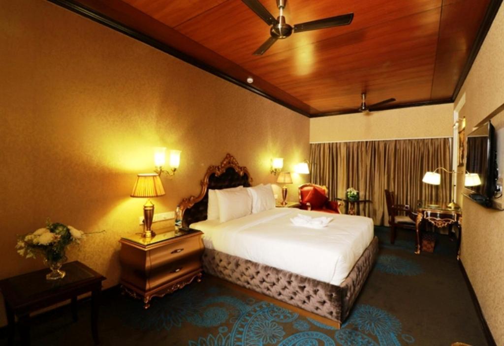 The Piccadily Hotel Chandigarh